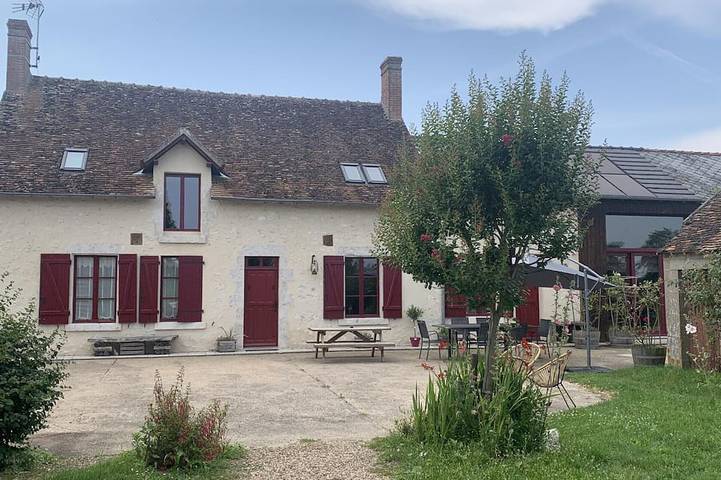 Gîte pour 15 personnes, avec jardin
