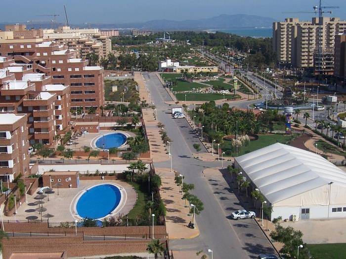 Apartamento de vacaciones para 5 personas, con piscina y jardín - 1