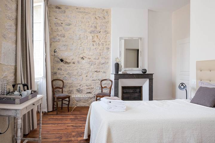 Chambre d’hôte pour 2 personnes, avec piscine et jardin dans le Lot - 4