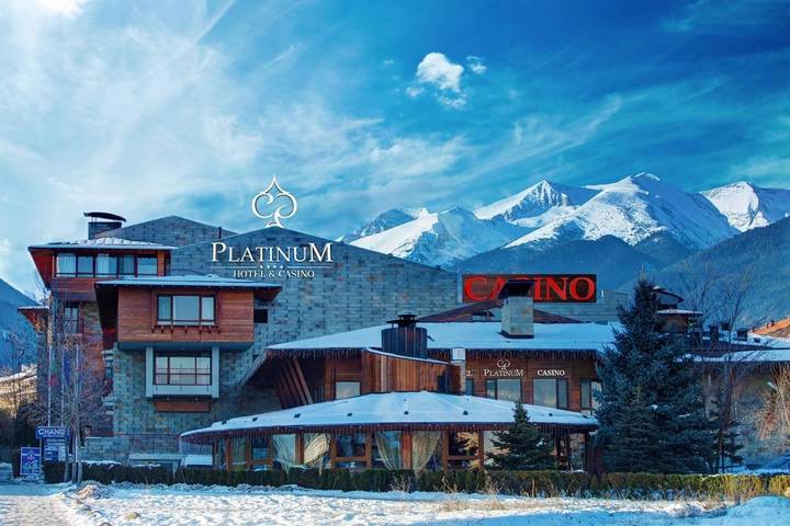 Apartamento para 2 personas, con vistas además de sauna y piscina en Región de Bansko
