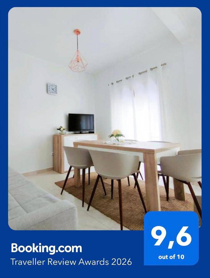 Apartamento de vacaciones para 6 personas, con vistas y balcón - 1