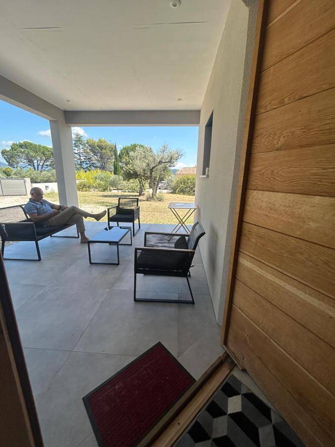 Location de vacances pour 8 personnes, avec vue et jardin à Vinsobres - 4