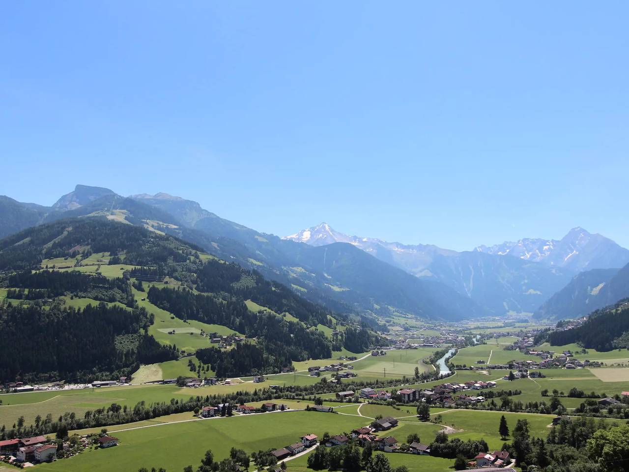 Apartamento entero, 3 estancias 5 Personas in Zell am Ziller, Bezirk Schwaz