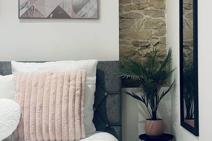 Gîte pour 2 personnes à Saint-Alban-de-Roche - 4