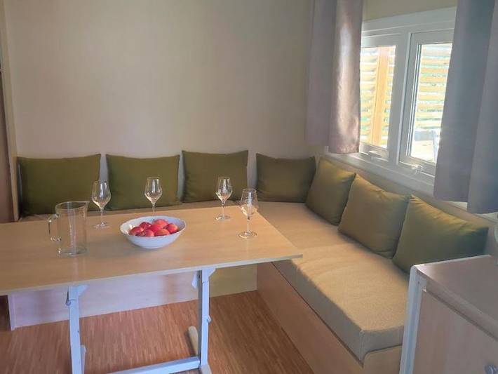 Mobil home pour 4 personnes, avec terrasse à Estaing - 3