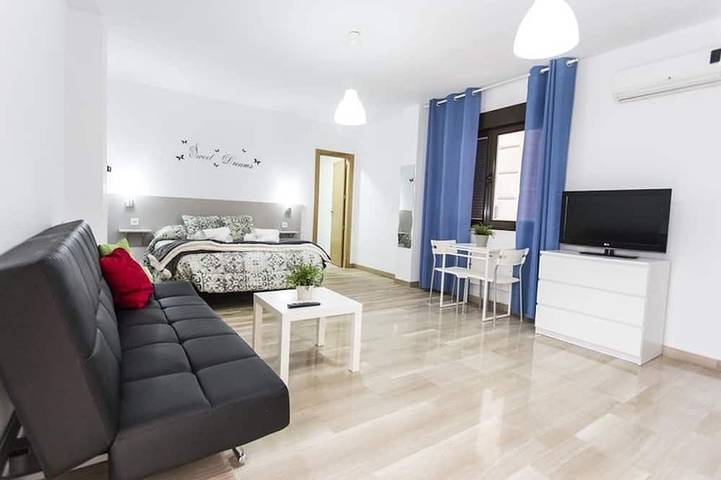 Apartamento entero, Apartamentos Turisticos Horno de Marina - Estudio 2 Personas in Centro-Sagrario, Granada