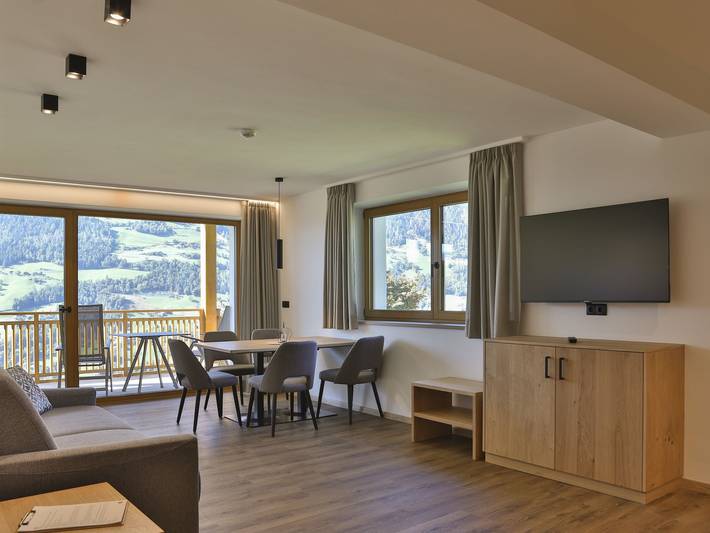 Ferienwohnung für 4 Personen, mit Whirlpool und Garten sowie Balkon in Schenna - 3