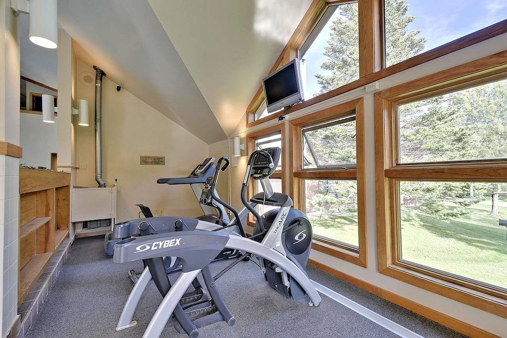 Ganze Wohnung, Trail Creek 70 is shuttle bus too mountain and ski back in Killington, Rutland County