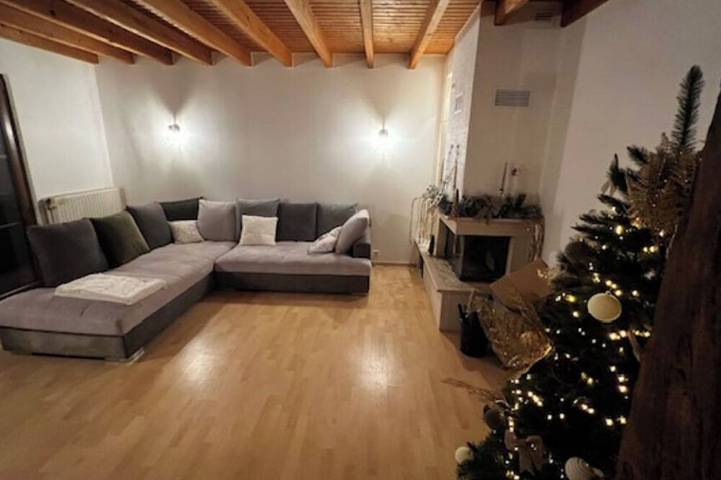 Gîte pour 14 personnes, avec Terrasse et Sauna à Jeuxey