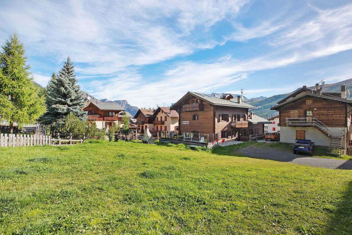 Estudio entero, Apartamento estudio 'Crystal 4' con terraza compartida, balcón y Wi-Fi in Livigno (Town), Livigno