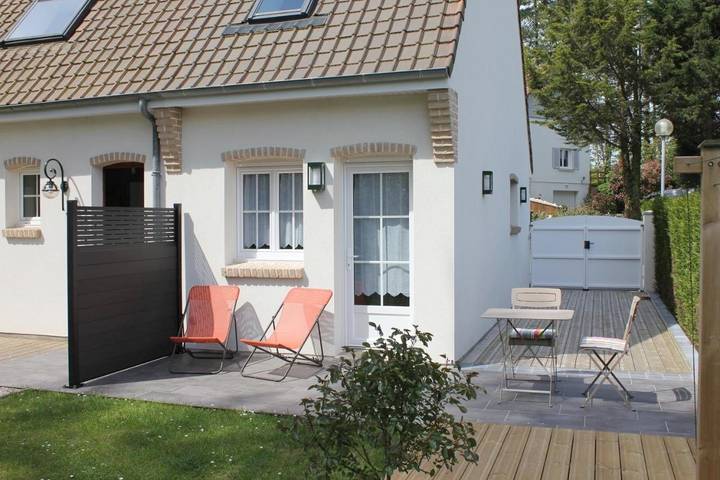 Maison de vacances pour 2 personnes, avec Terrasse ainsi que Jardin et Vue dans Hardelot Plage