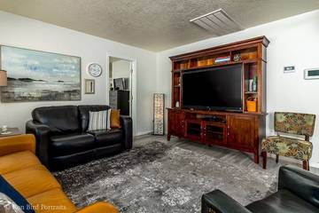 Log Cabin for 8 People in Mesquite, Grand Canyon National Park, Photo 3