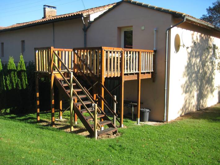 Gîte pour 8 personnes, avec piscine, adapté aux familles à Saverdun