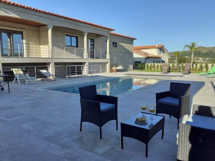 Casa de férias para 6 pessoas, com terraço e jardim em Fafe