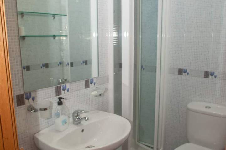 Apartamento entero, Apartamento Playa de Sardiñeiro con vistas al mar in Sardiñeiro, Finisterre