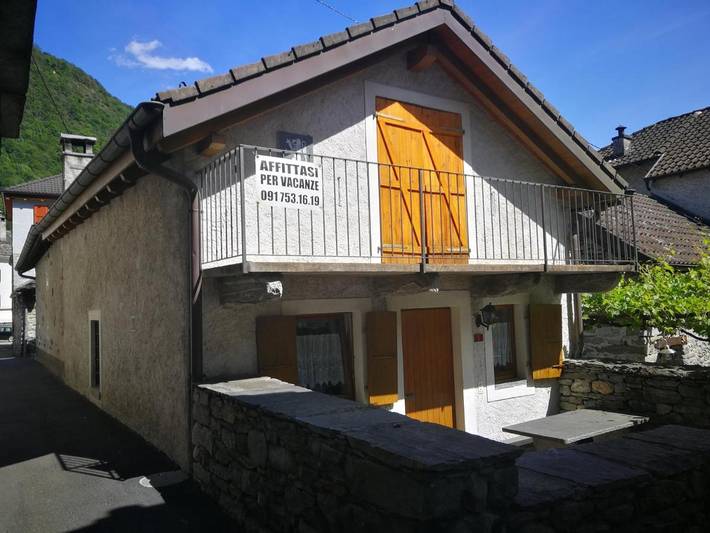 Ferienhaus für 4 Personen, mit Balkon und Terrasse sowie Garten