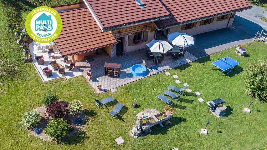 Chalet pour 16 personnes, avec jardin et jacuzzi en Haute-Savoie