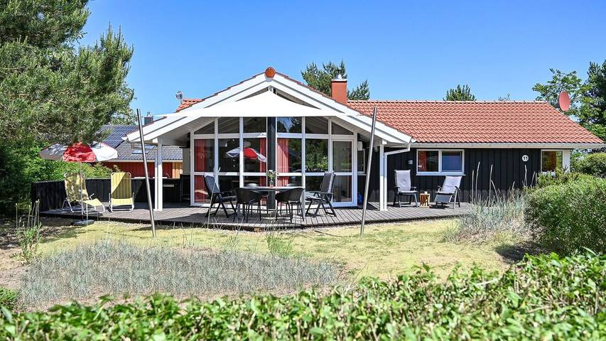 Ferienhaus für 6 Personen, mit Sauna und Whirlpool sowie Garten, mit Haustier in Travemünde