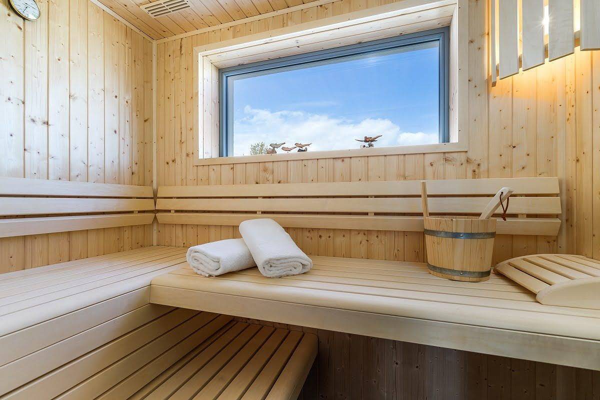 Luxus Ferienhaus für 6 Gäste u. Hund mit Sauna &Terrasse  -strandnah & Meerblick in Steinwarder, Heiligenhafen