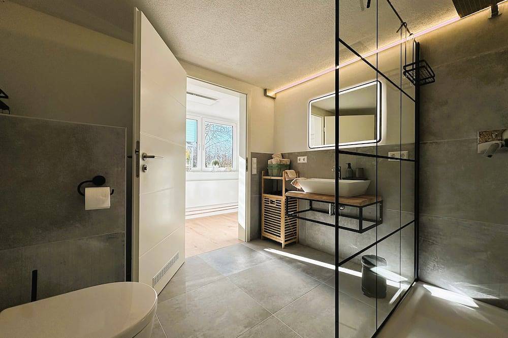 Ganze Wohnung, Rottweiler Ferienwohnung - Moderne Ferienwohnung mit Nähe zum Wasserturm in Rottweil, Mittlerer Schwarzwald