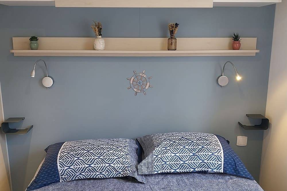 Air-conditioned mobile home for 7 people 5-star campsite in Torreilles, Mediterranean Coast (France)