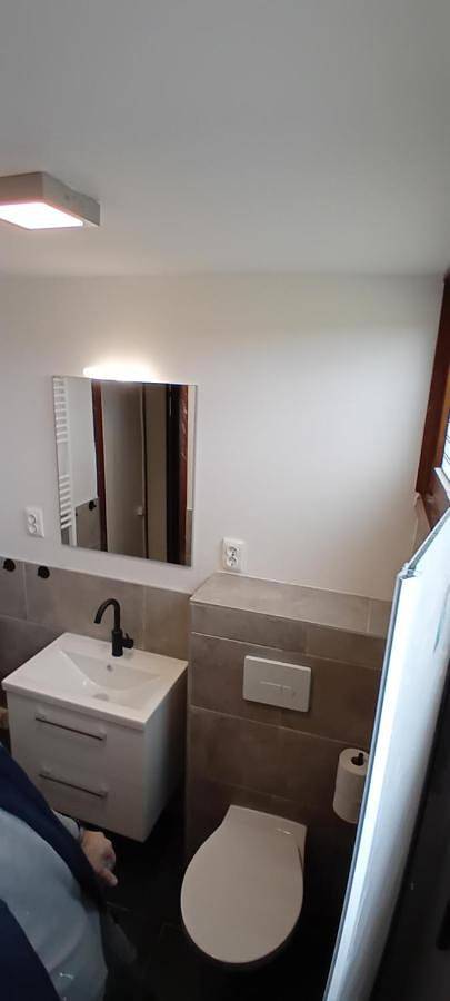 Ferienpark für 4 Personen, mit Garten und Pool sowie Ausblick in der Eifel - 3