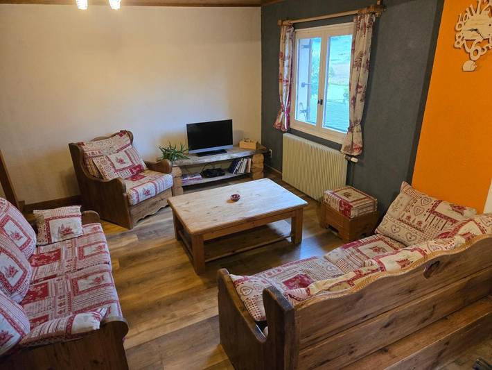 Gîte pour 10 personnes, avec vue ainsi que balcon et vue sur le lac à Foncine-le-Bas - 4