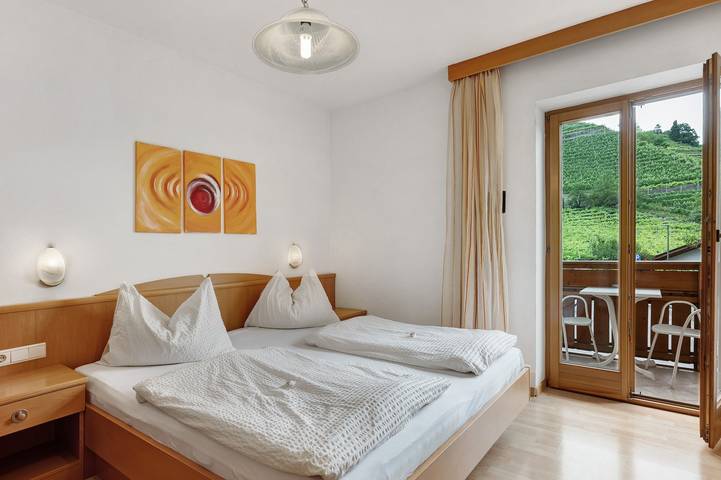 Ferienwohnung für 3 Personen, mit Balkon und Garten in Überetsch-Unterland - 2