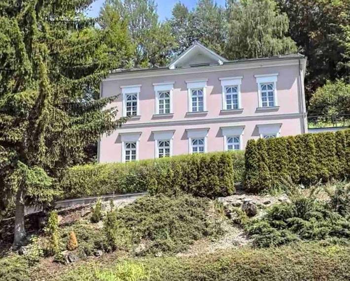 Ferienwohnung für 2 Personen, mit Terrasse und Garten sowie Sauna und Ausblick in Marienbad