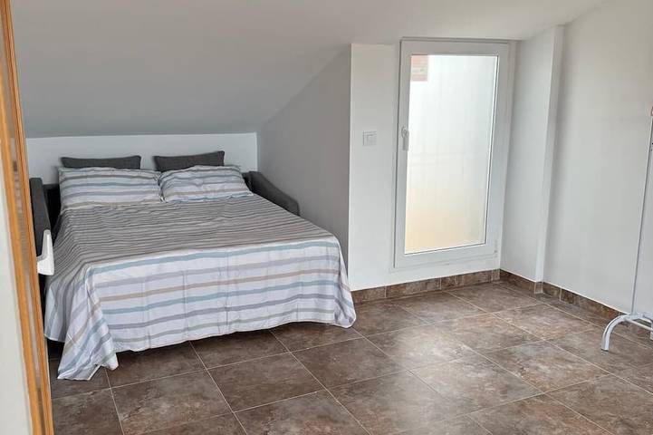 Apartamento entero, Brand New Duplex with Underground Private Parking: 15-20 minutes to beaches in Ulldecona, Tierras del Ebro