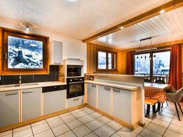 Chalet for 7 People in Les Gets, Les Portes du Soleil, Photo 4