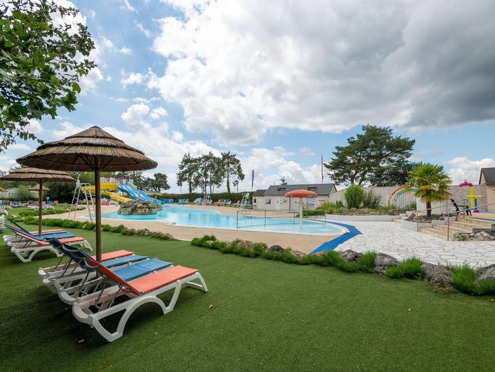 Mobil home pour 6 personnes, avec piscine ainsi que terrasse et jardin à Onzain - 2