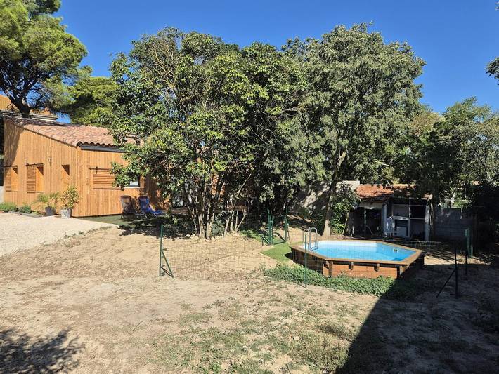 Gîte pour 6 personnes, avec jardin ainsi que piscine et terrasse, animaux acceptés à Roubia - 2
