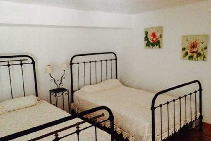 Villa pour 8 personnes, avec terrasse à Monticello - 4