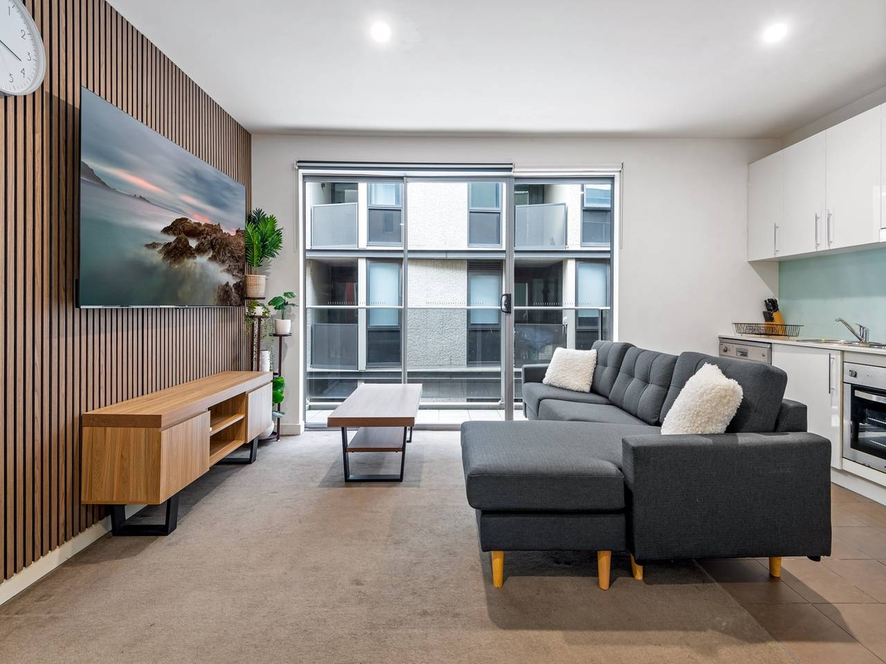 Entire apartment, Cosy 1-Bed with Balcony in Trendy St Kilda in St Kilda, Melbourne