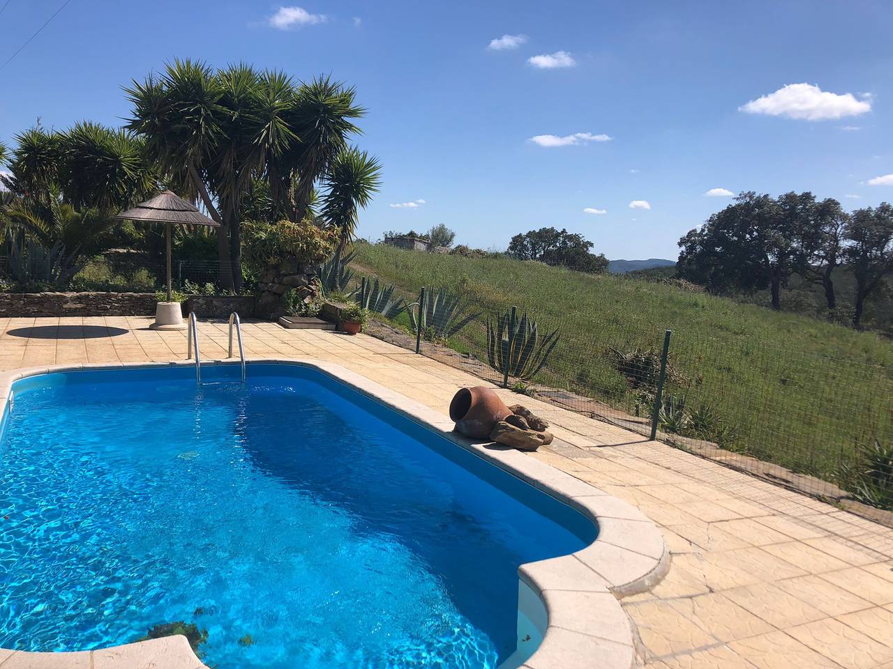 Serra do Caldeirão Private Pool Villa in São Barnabé, Serra do Caldeirão