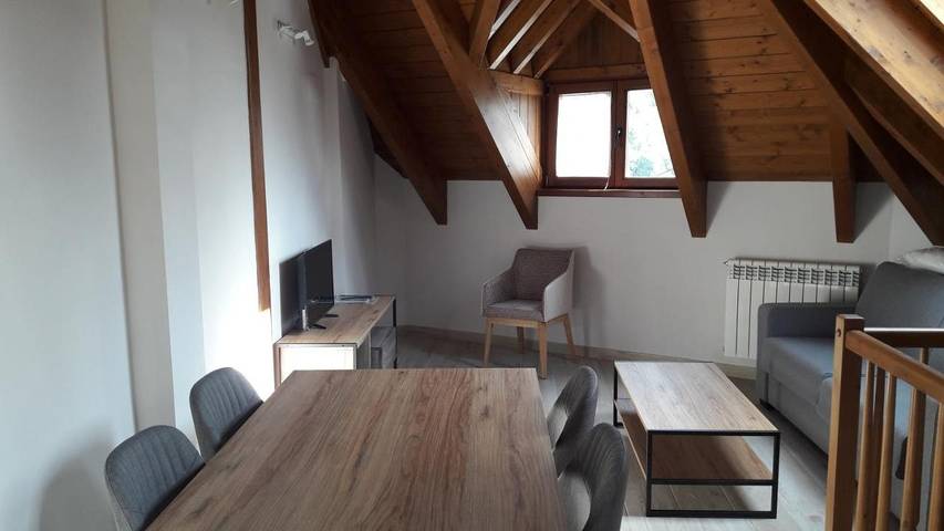 Ferienwohnung für 5 Personen, mit Ausblick und Balkon - 1