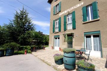 Gîte pour 5 personnes, avec terrasse et jardin à Formiguères