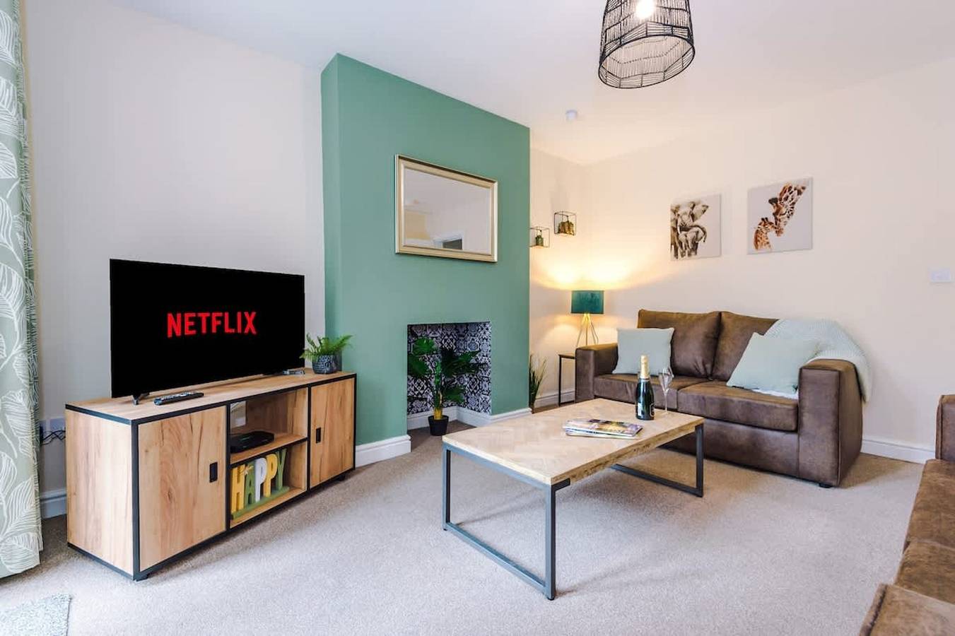 Entire apartment, Modern apartment  Perfect for Business  Sleeps 4 in Crewe, Cheshire East