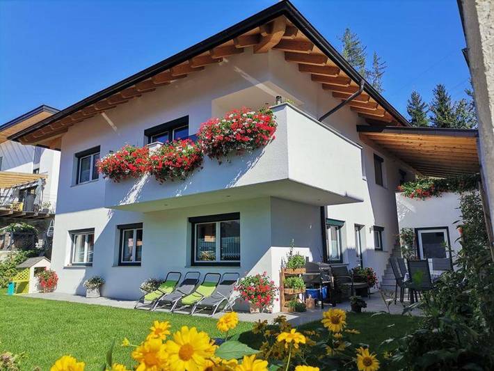 Ferienwohnung für 7 Personen, mit Balkon und Terrasse sowie Garten in Arzl im Pitztal - 3