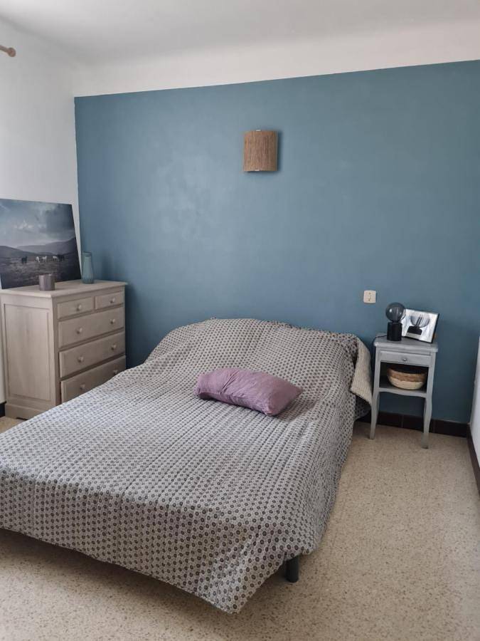 Location de vacances pour 5 personnes, avec jardin ainsi que piscine et terrasse à Gémenos - 2