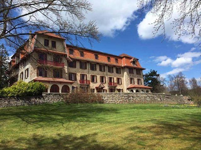 Hôtel pour 4 personnes, avec jardin et terrasse