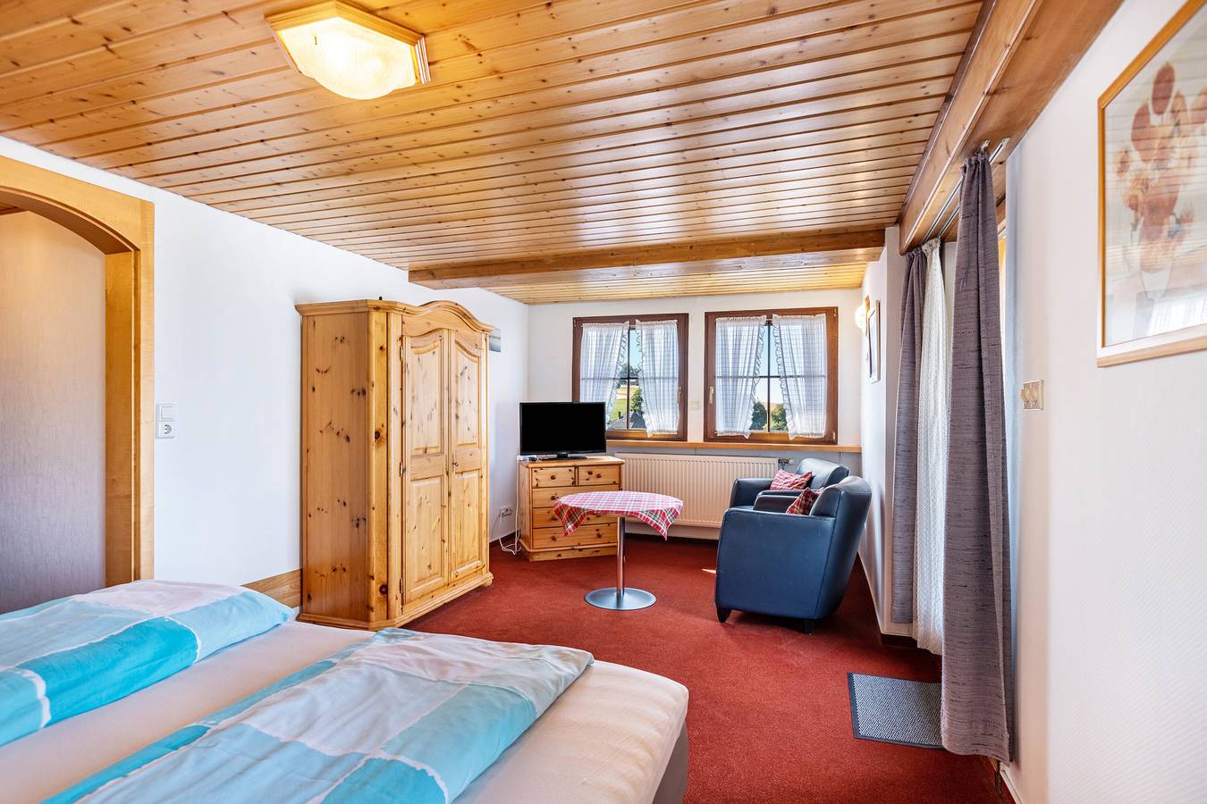 Zimmer 'Mit Balkon' mit Balkon und Wi-Fi in Bonndorf im Schwarzwald, Südschwarzwald