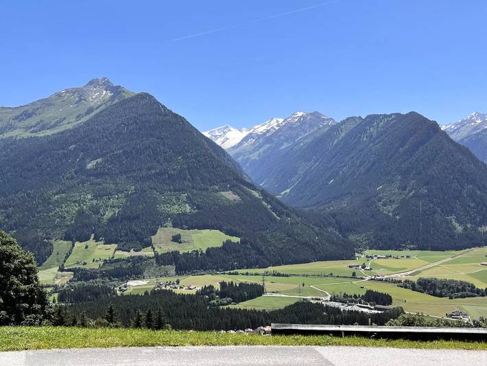 Ferienwohnung für 11 Personen, mit Balkon und Terrasse in Neukirchen am Großvenediger - 4