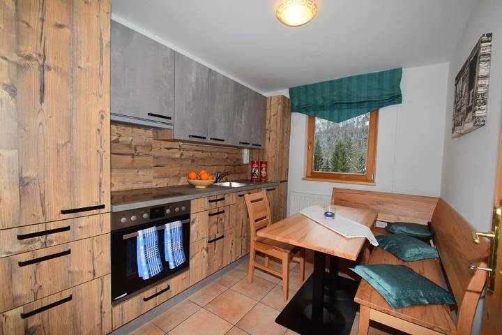 Bauernhof für 4 Personen, mit Terrasse und Garten sowie Pool und Ausblick in Walchsee - 4