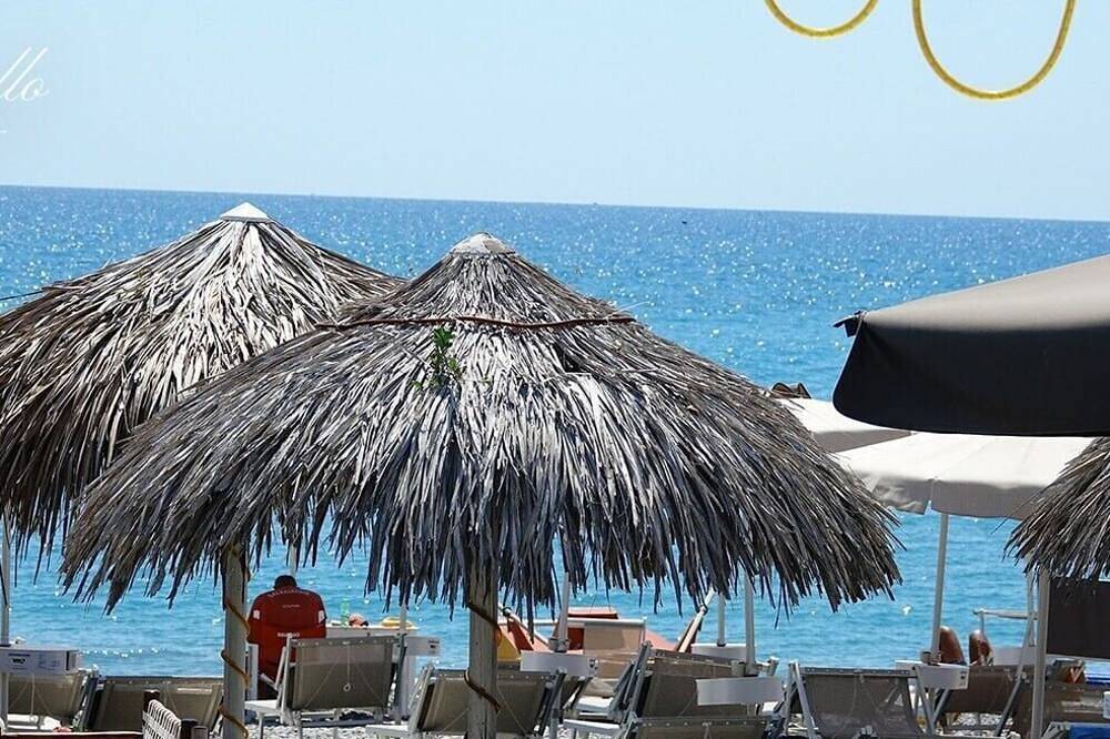 Appartamento intero, Casa Allegria\na 5 minuti a piedi dal mare, intero alloggio ampio e ristrutturato in Vallecrosia, Riviera di Ponente