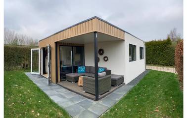Ferienhaus für 4 Personen, mit Garten und Terrasse sowie Pool, mit Haustier in Zeeland
