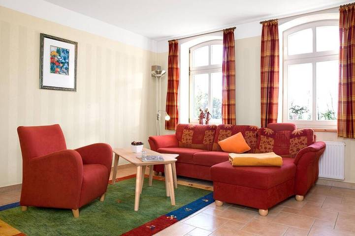 Ferienwohnung für 4 Personen, mit Terrasse und Garten