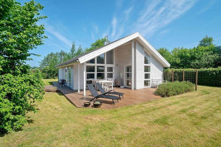 Ferienhaus für 6 Personen, mit Whirlpool und Terrasse sowie Garten in Købingsmark Strand