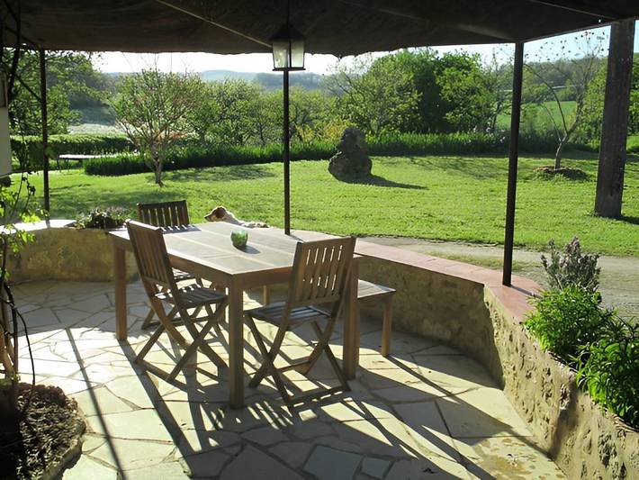 Gîte pour 6 personnes, avec terrasse ainsi que jardin et piscine, animaux acceptés dans le Gers - 2